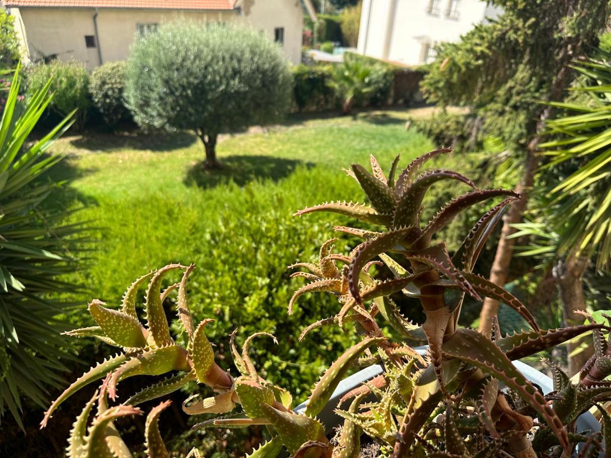 ניס Location De Chambre Privee Dans Residence Prive, Jardins Et Parking Gratuit 1 Min To Tramway Et 9 Min De Centre-Ville, Accessibilite A Plusieurs Transports מראה חיצוני תמונה